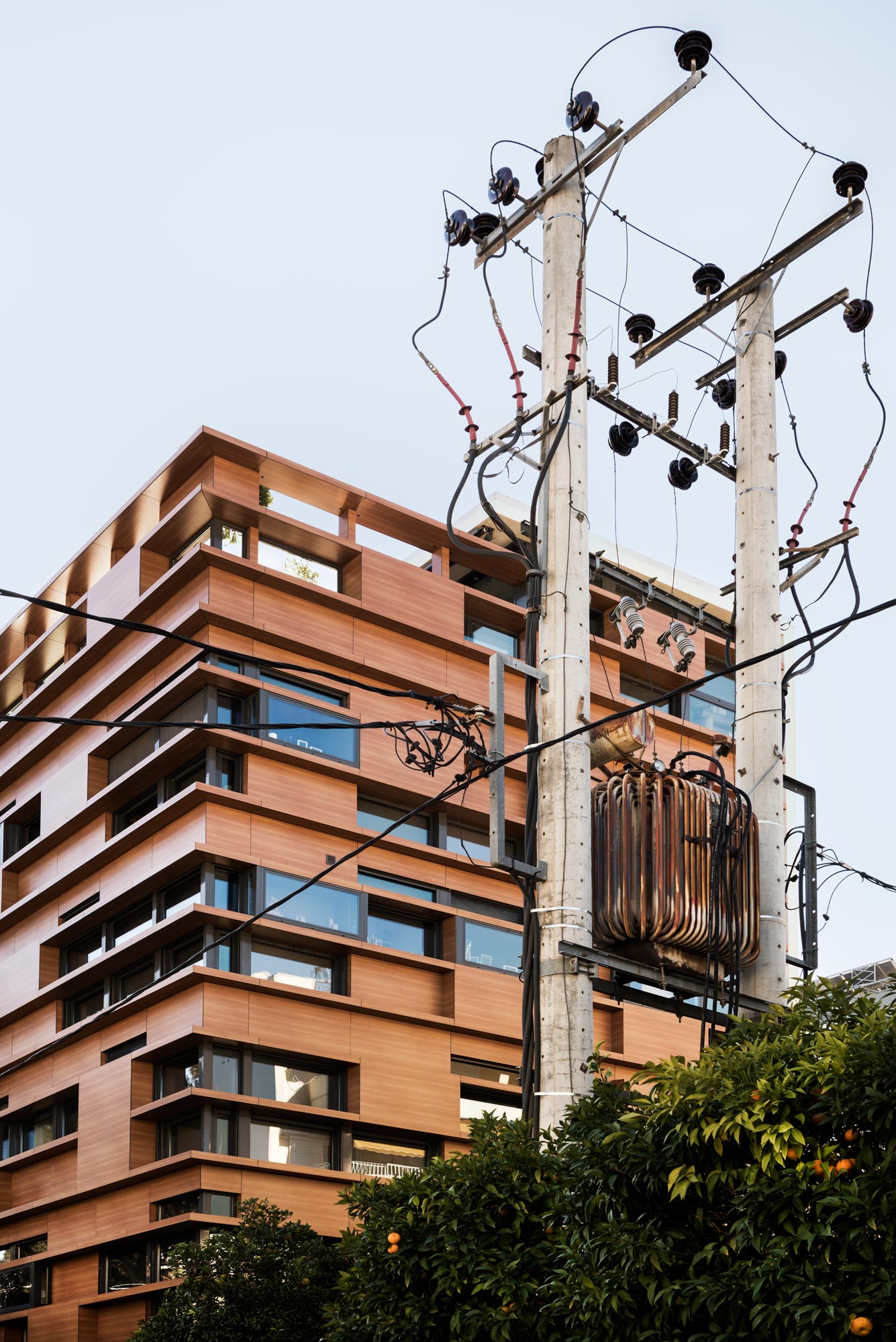 modernes Mehrfamilienhaus in Athen 