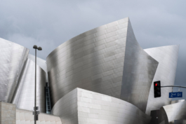 Detail eines Museumsgebäudes 