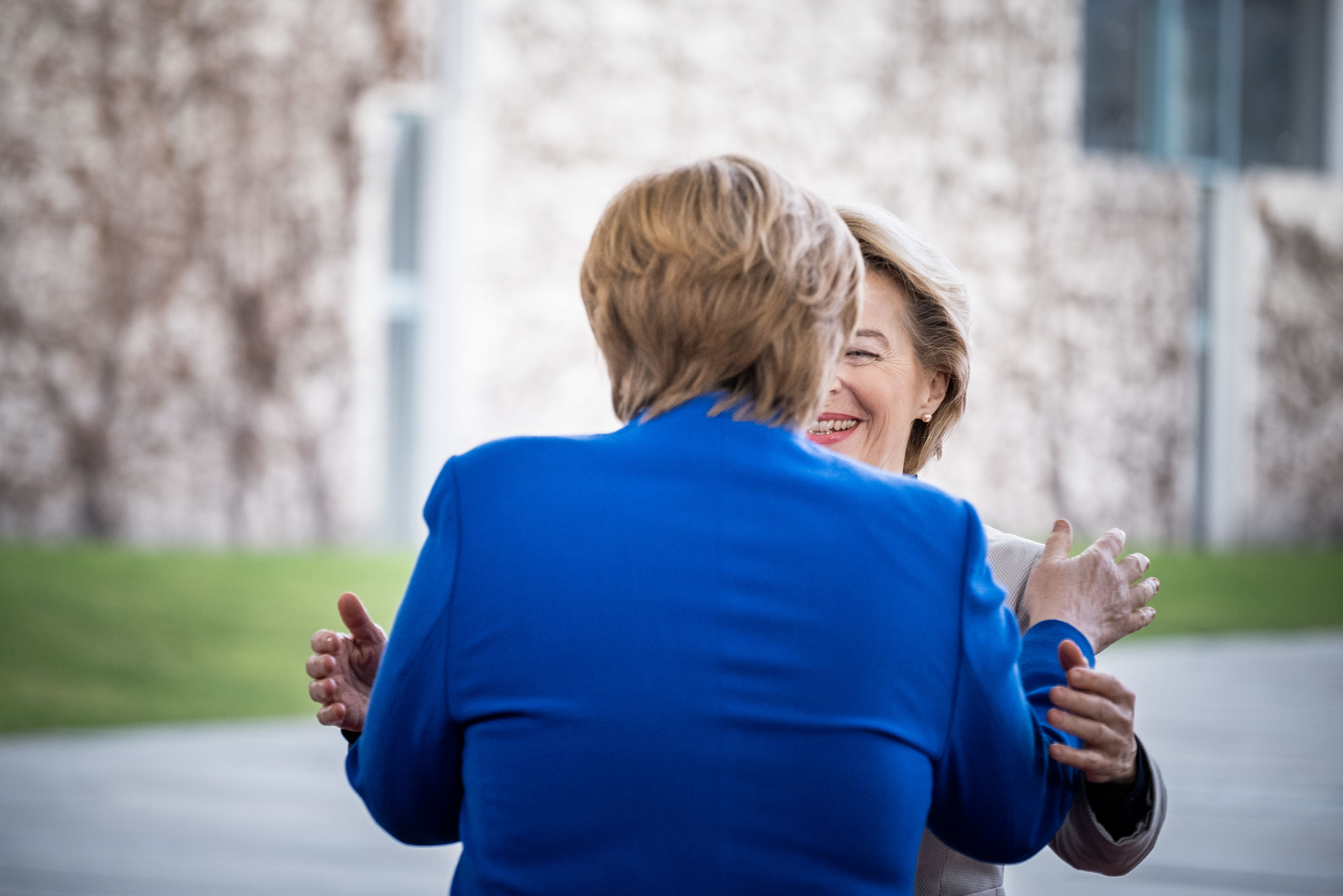 Reportage Angela Merkel und Ursula von der Leyen 